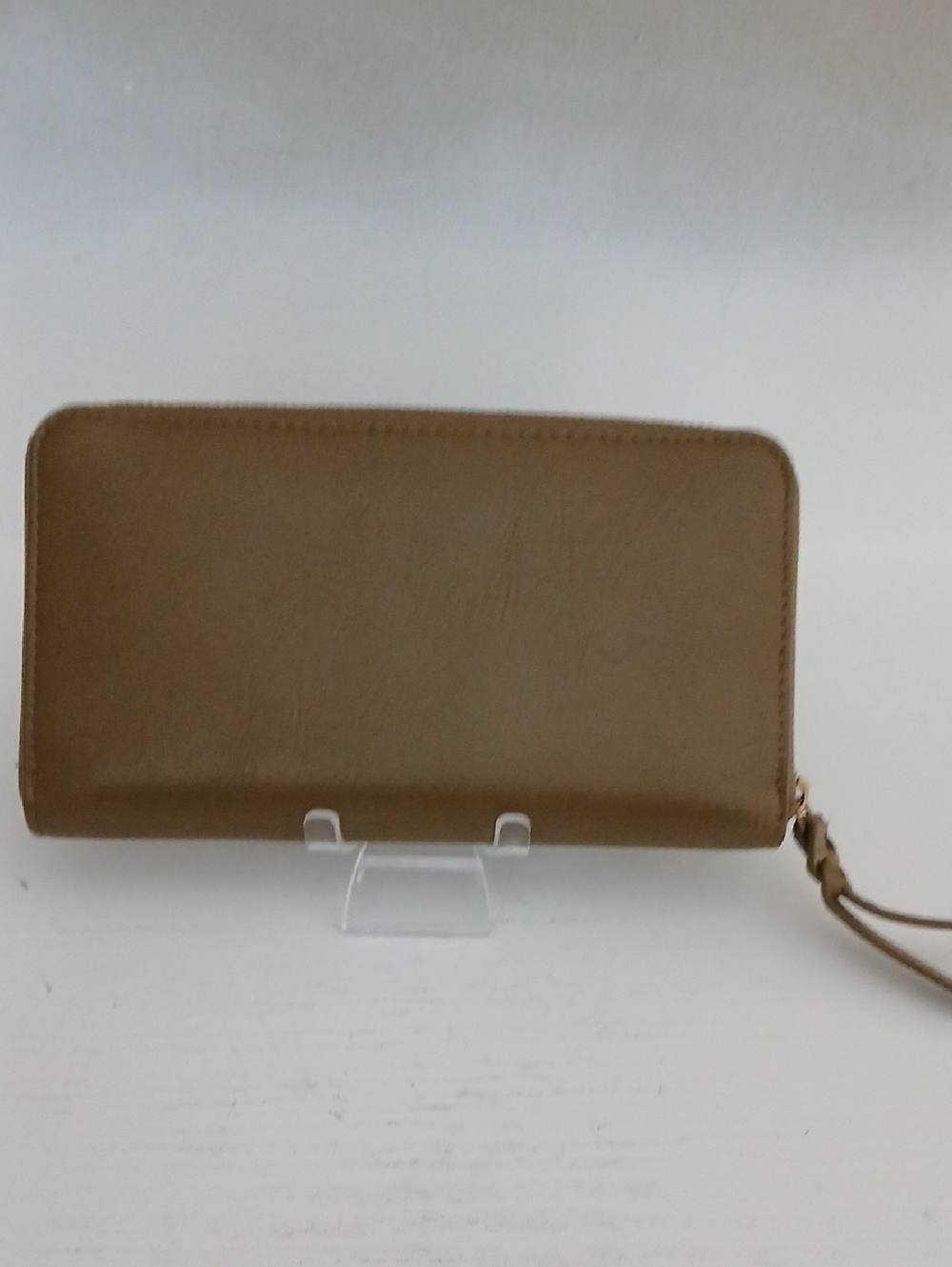 Universal Thread Zip-Around Wristlet Wallet